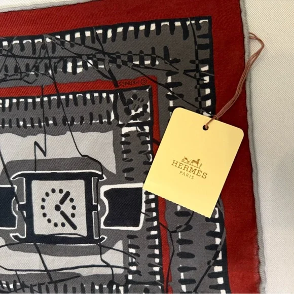 Vintage Hermès Carré 65 Cotton Scarf – Anthracite/Marine/Red – With Box - Picture 4 of 9